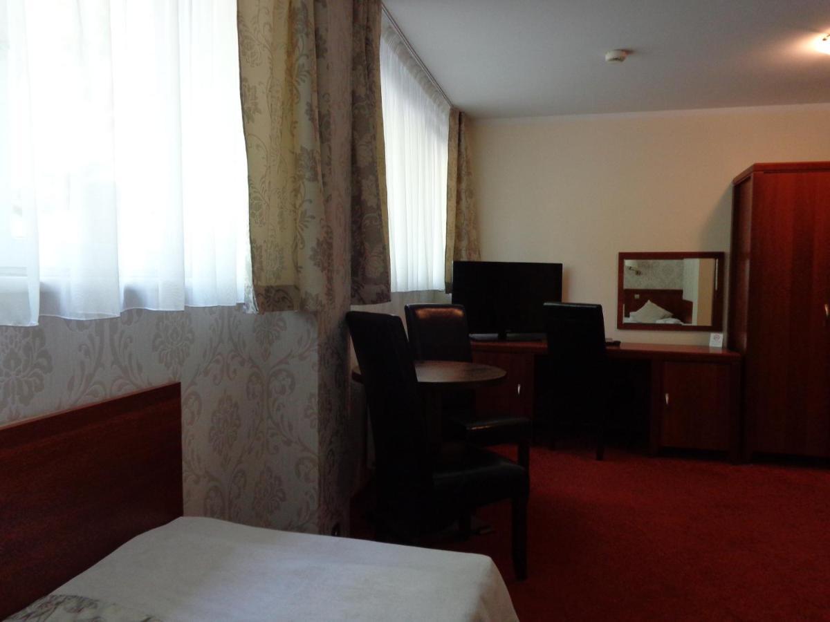 Mazowsze Medi Spa Устронь Экстерьер фото