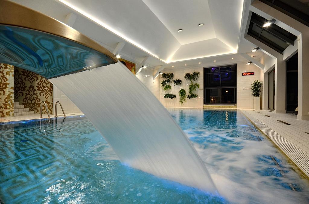 Mazowsze Medi Spa Устронь Экстерьер фото